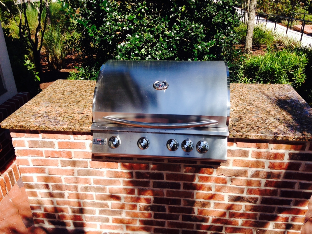 Outdoor Kitchen