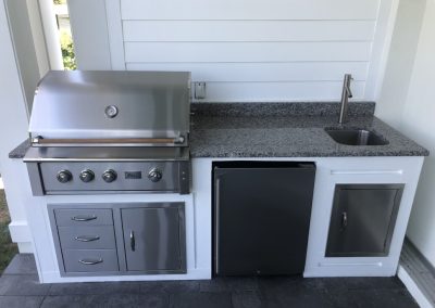 Compact Outdoor Kitchen